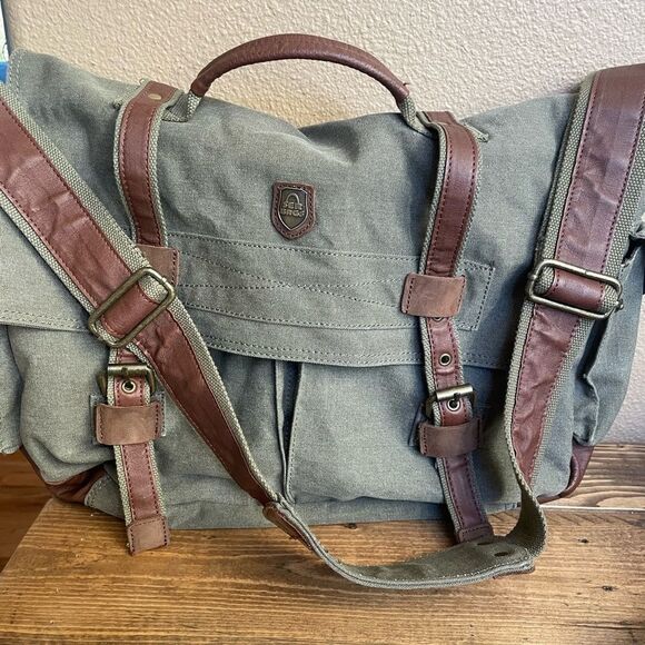 serbags Canvas Messenger Green and Brown Substantial Bag - Picture 2 of 16